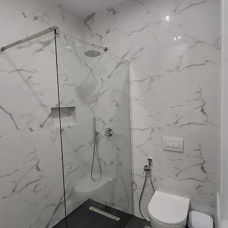 아파트 Lulaj's Coastal Flats A